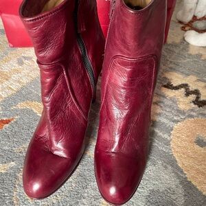 Elegant Burgundy Leather Ankle Boots